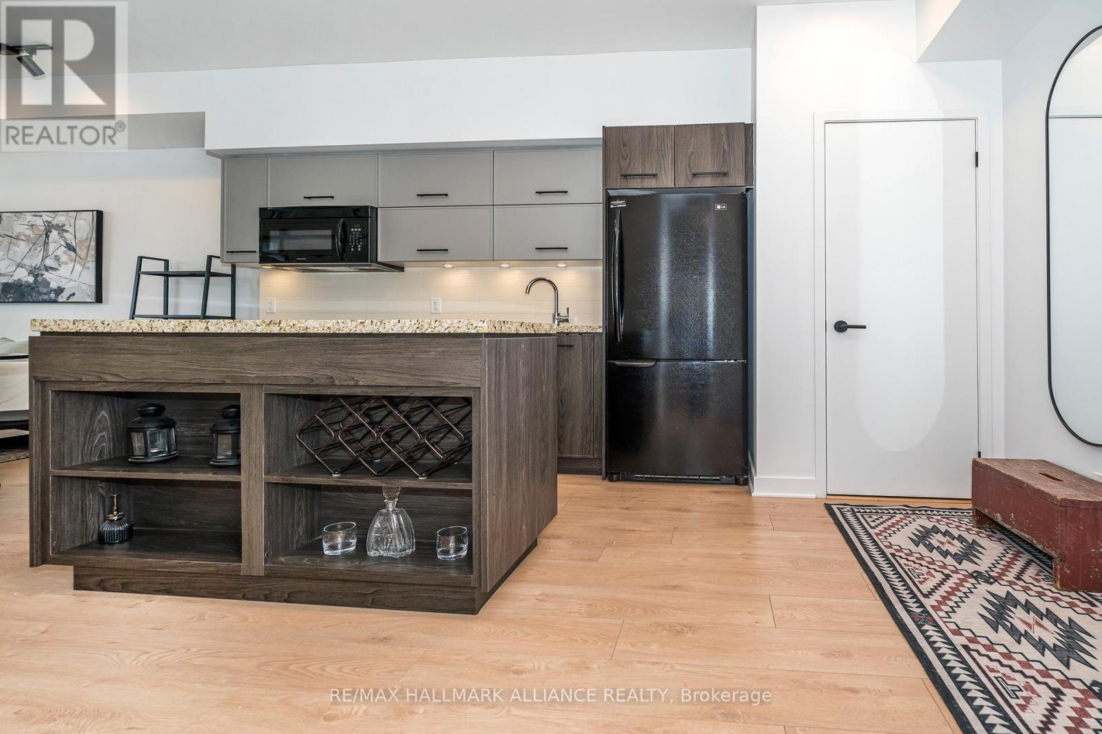 1015 - 21 Nelson Street, Toronto, Ontario  M5V 3H9 - Photo 13 - C12494956