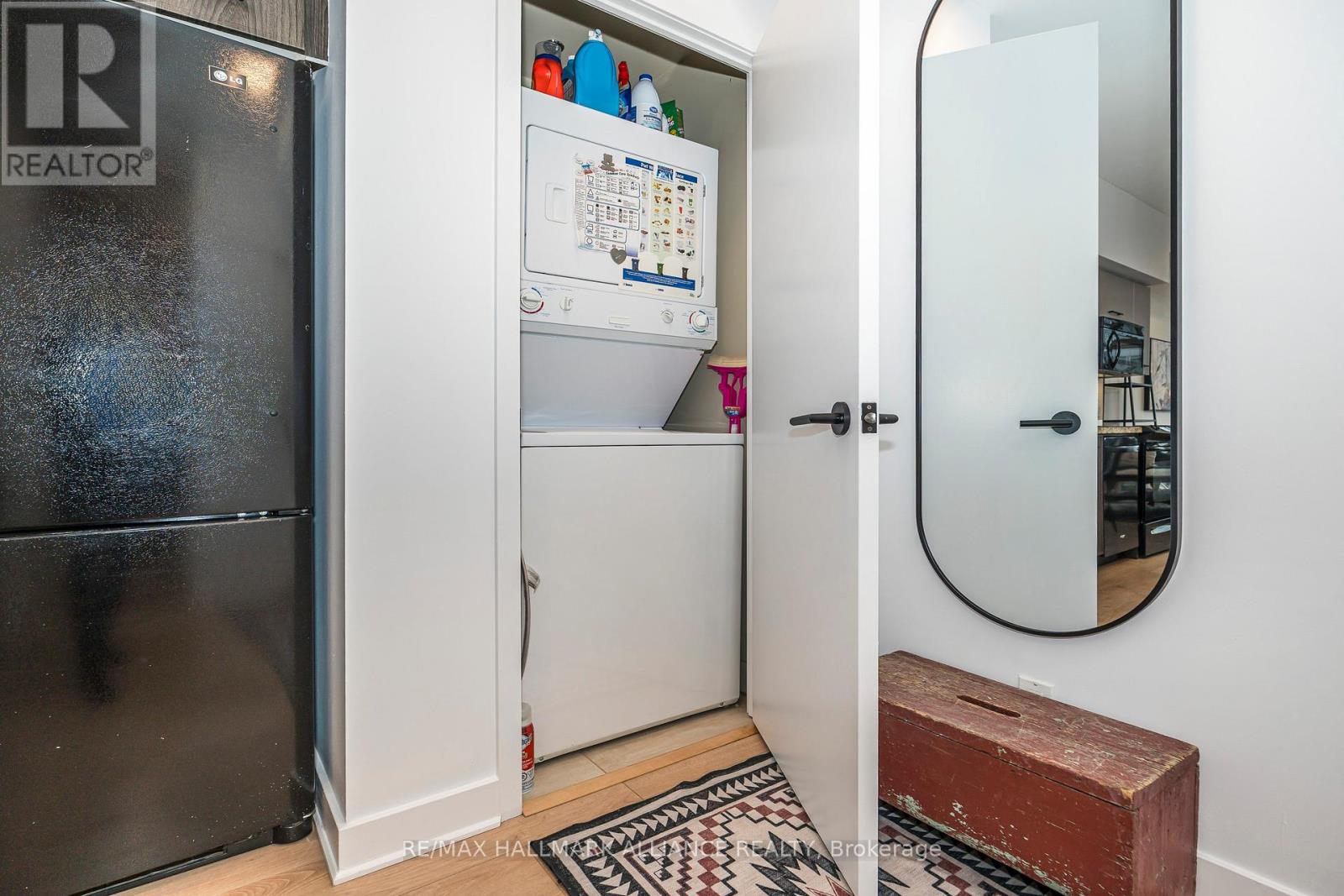 1015 - 21 Nelson Street, Toronto, Ontario  M5V 3H9 - Photo 24 - C12494956