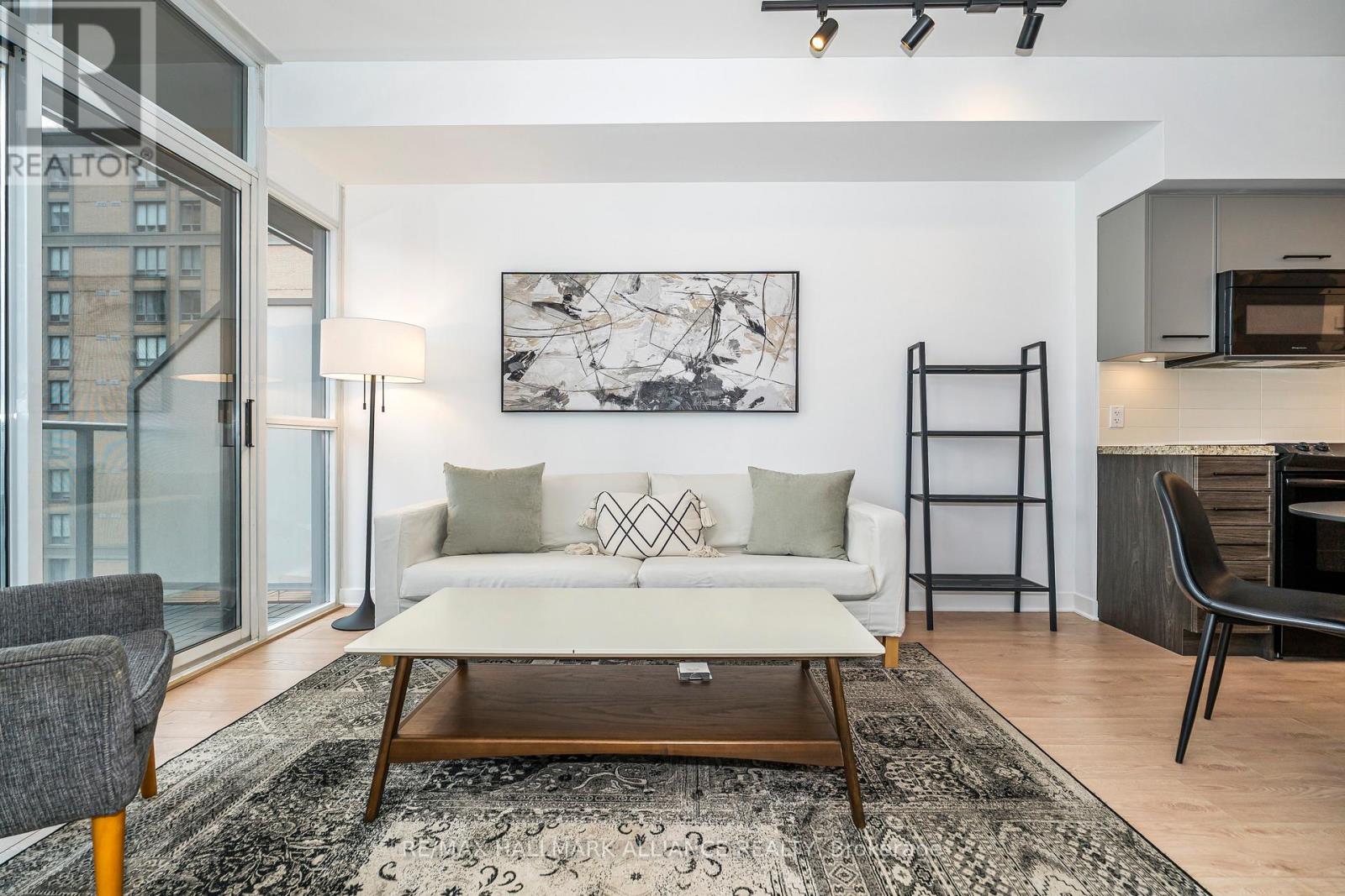 1015 - 21 Nelson Street, Toronto, Ontario  M5V 3H9 - Photo 16 - C12494956