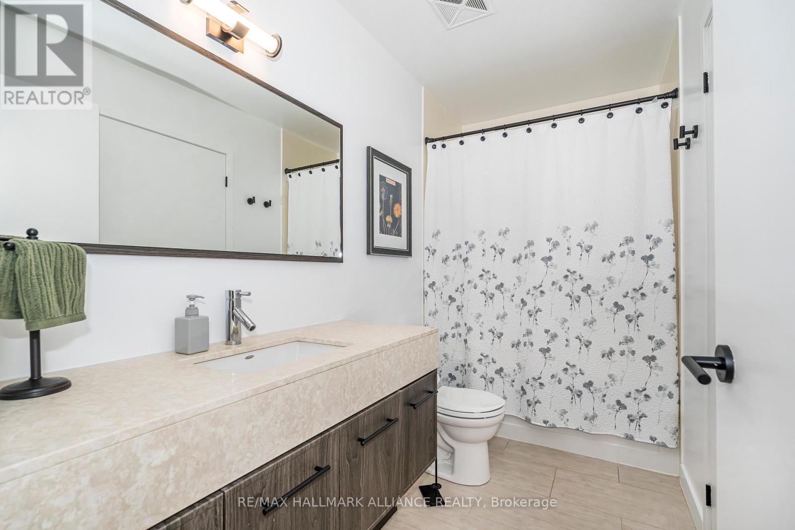 1015 - 21 Nelson Street, Toronto, Ontario  M5V 3H9 - Photo 35 - C12494956