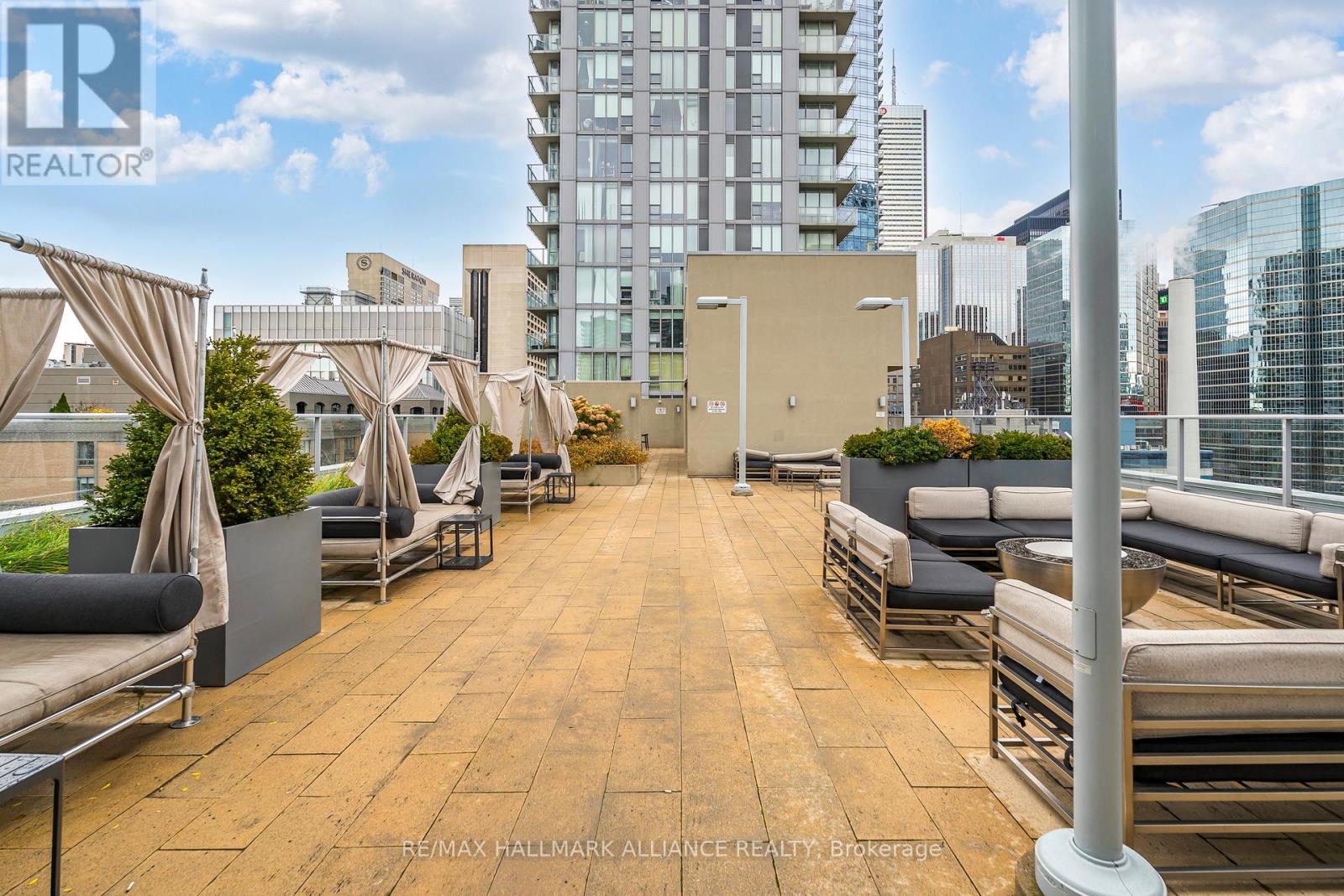 1015 - 21 Nelson Street, Toronto, Ontario  M5V 3H9 - Photo 36 - C12494956