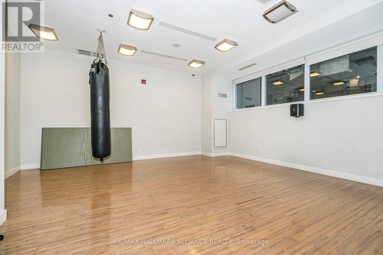 1015 - 21 Nelson Street, Toronto, Ontario  M5V 3H9 - Photo 43 - C12494956