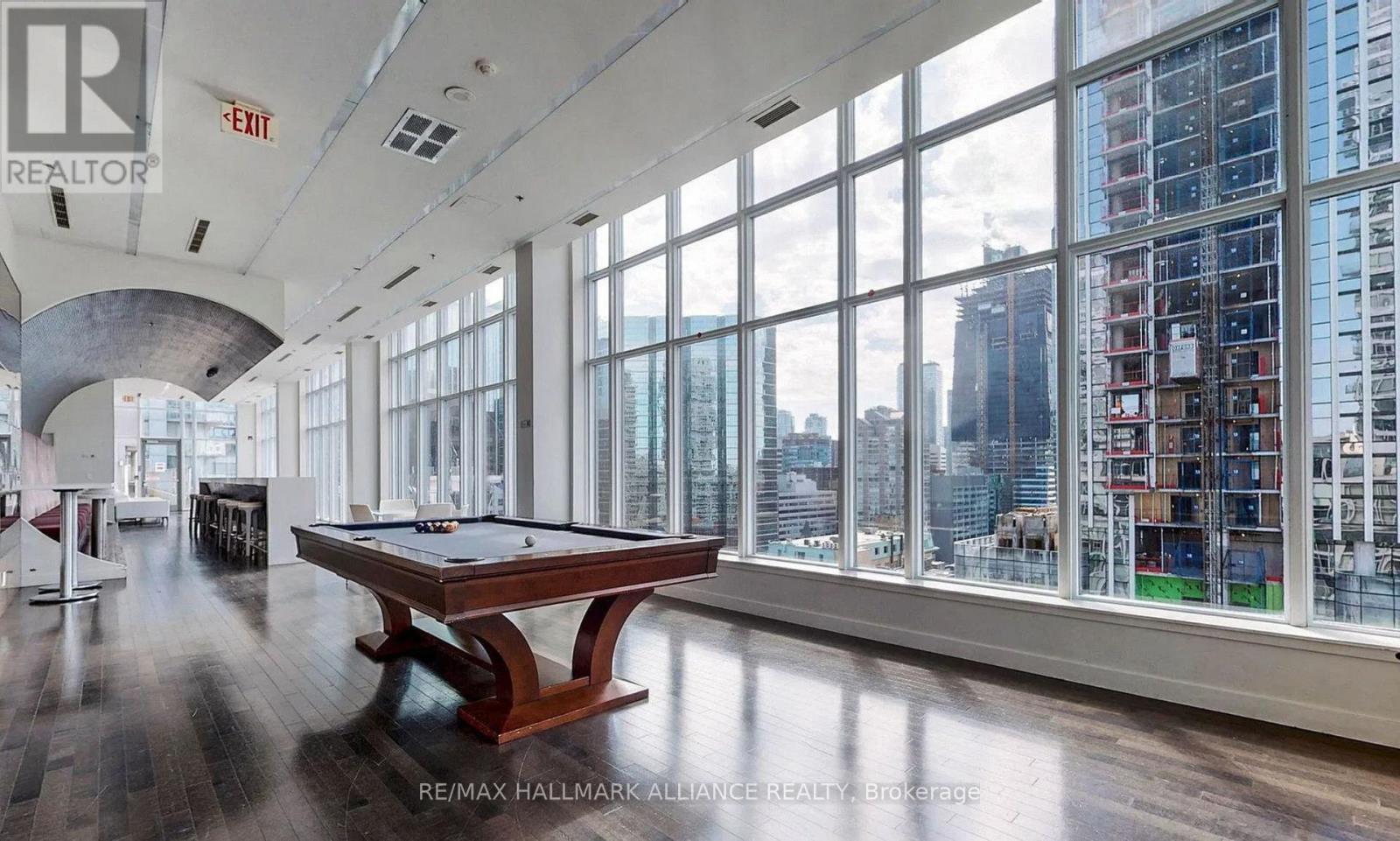 1015 - 21 Nelson Street, Toronto, Ontario  M5V 3H9 - Photo 45 - C12494956