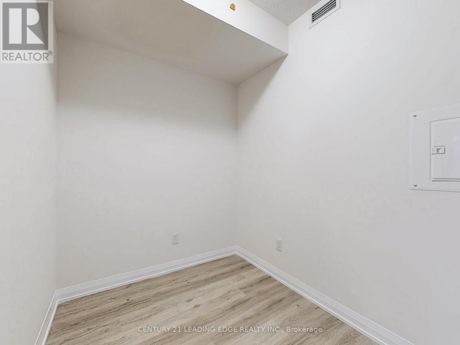 727 - 3270 Sheppard Avenue E, Toronto, Ontario  M1T 0B3 - Photo 20 - E12495376