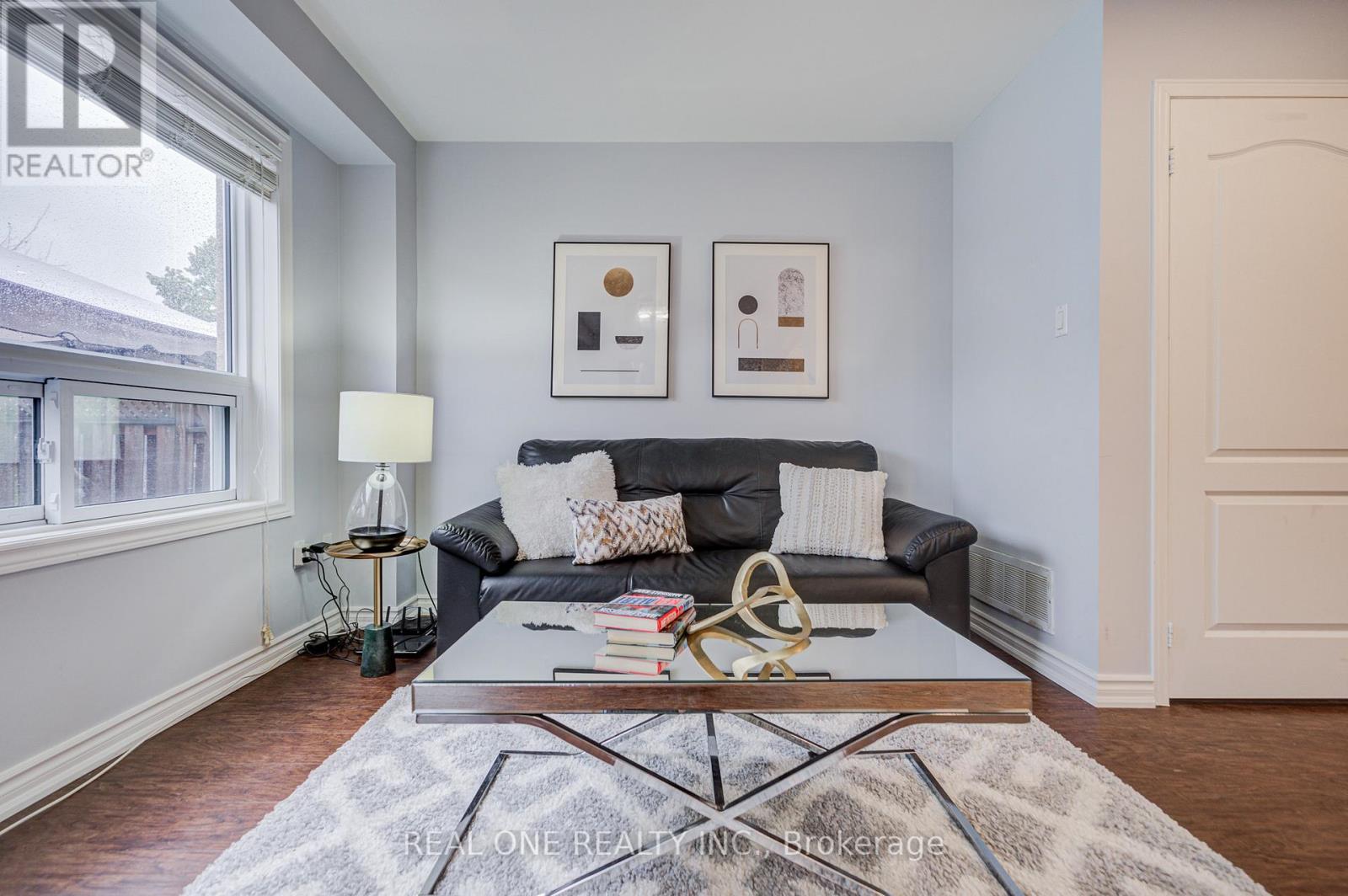 178 Hawker Road, Vaughan, Ontario  L6A 2J6 - Photo 7 - N12493916