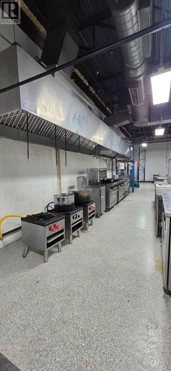 3 - 951 Martin Grove Road, Toronto, Ontario  M9W 4V6 - Photo 3 - W12498690