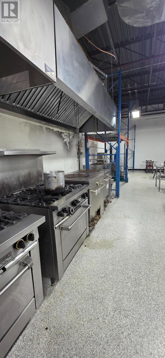 3 - 951 Martin Grove Road, Toronto, Ontario  M9W 4V6 - Photo 6 - W12498690