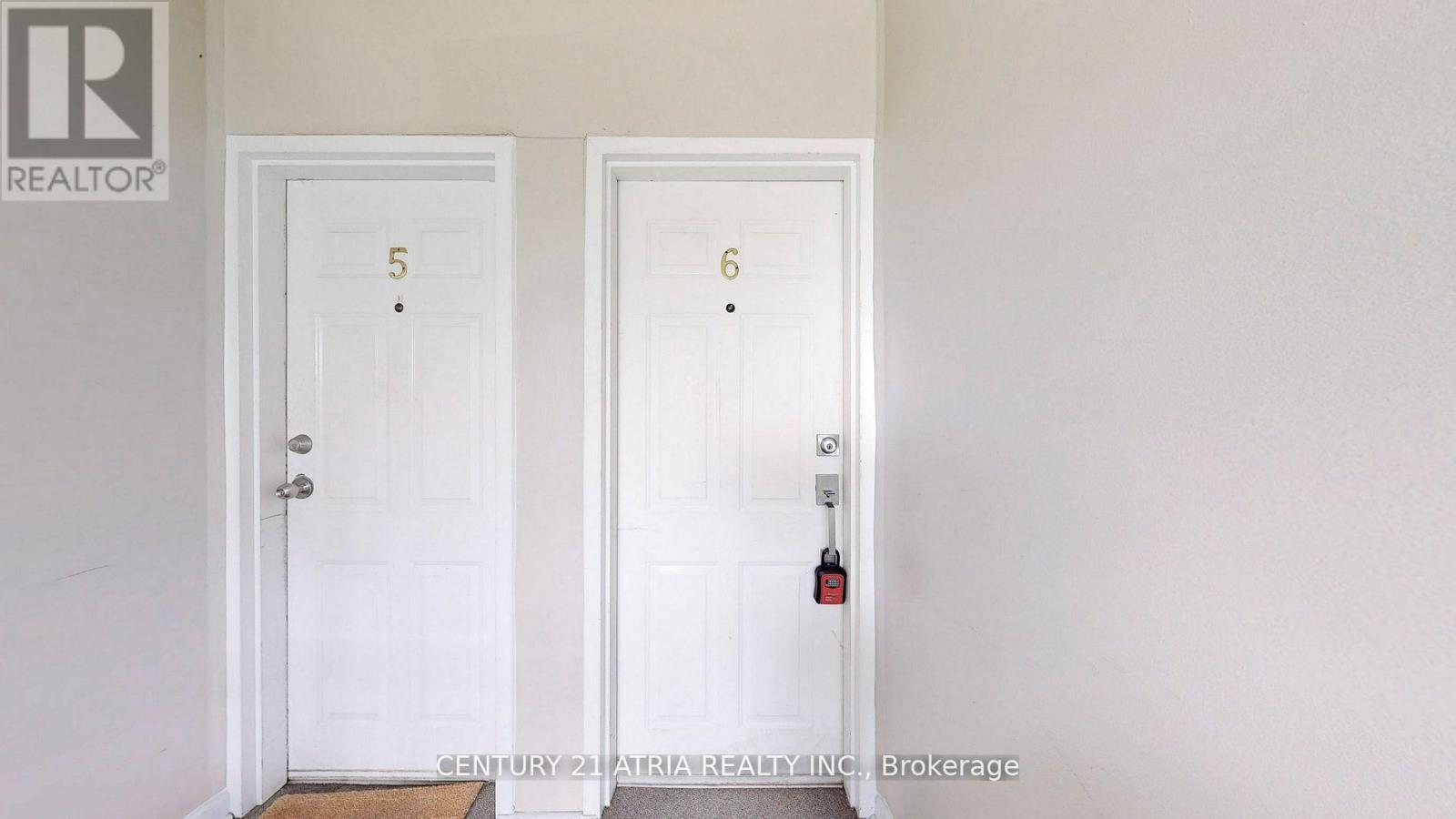 6 - 11 Evans Avenue, Toronto, Ontario  M8Z 1H4 - Photo 11 - W12498692