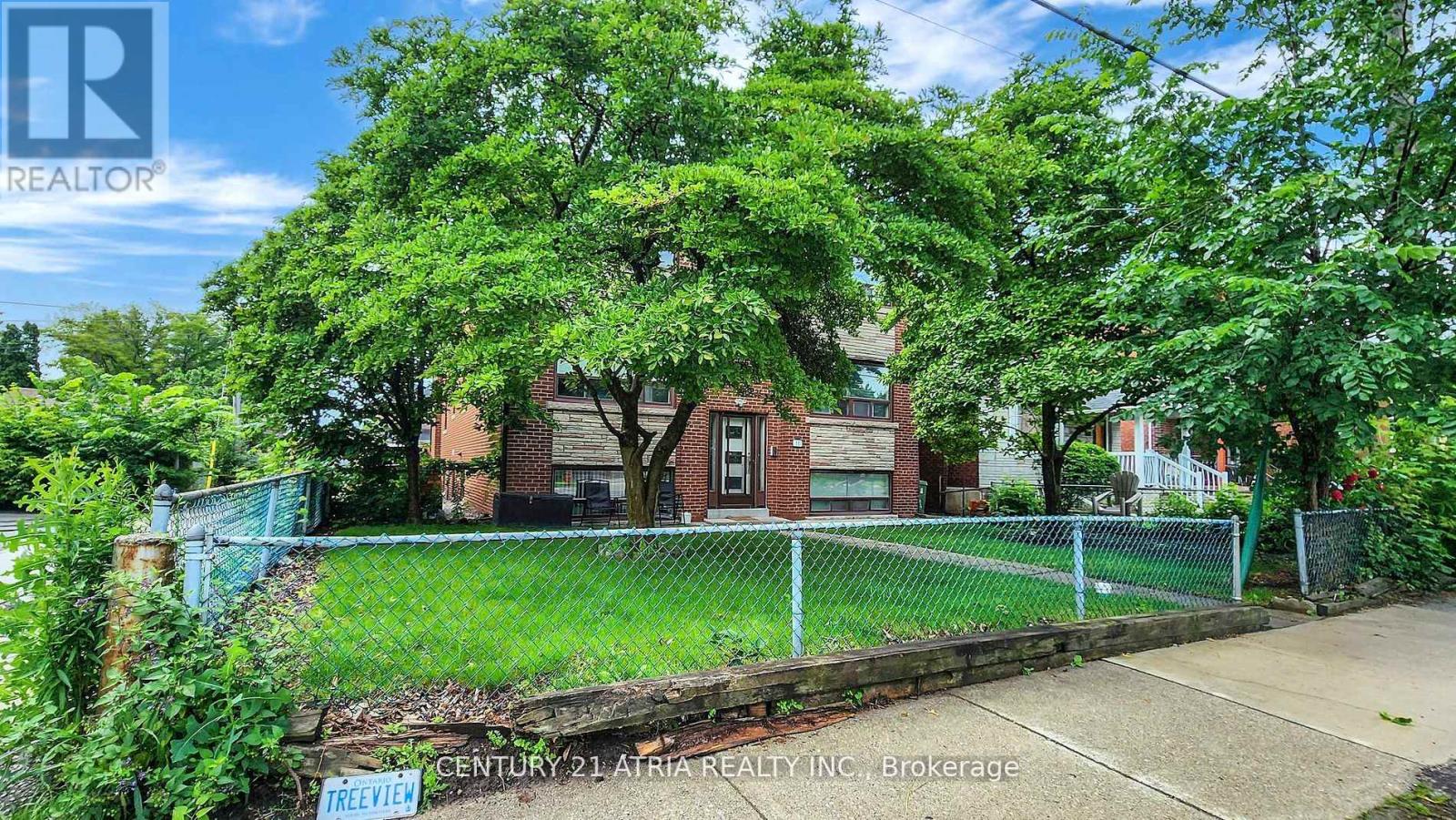 6 - 11 Evans Avenue, Toronto, Ontario  M8Z 1H4 - Photo 2 - W12498692