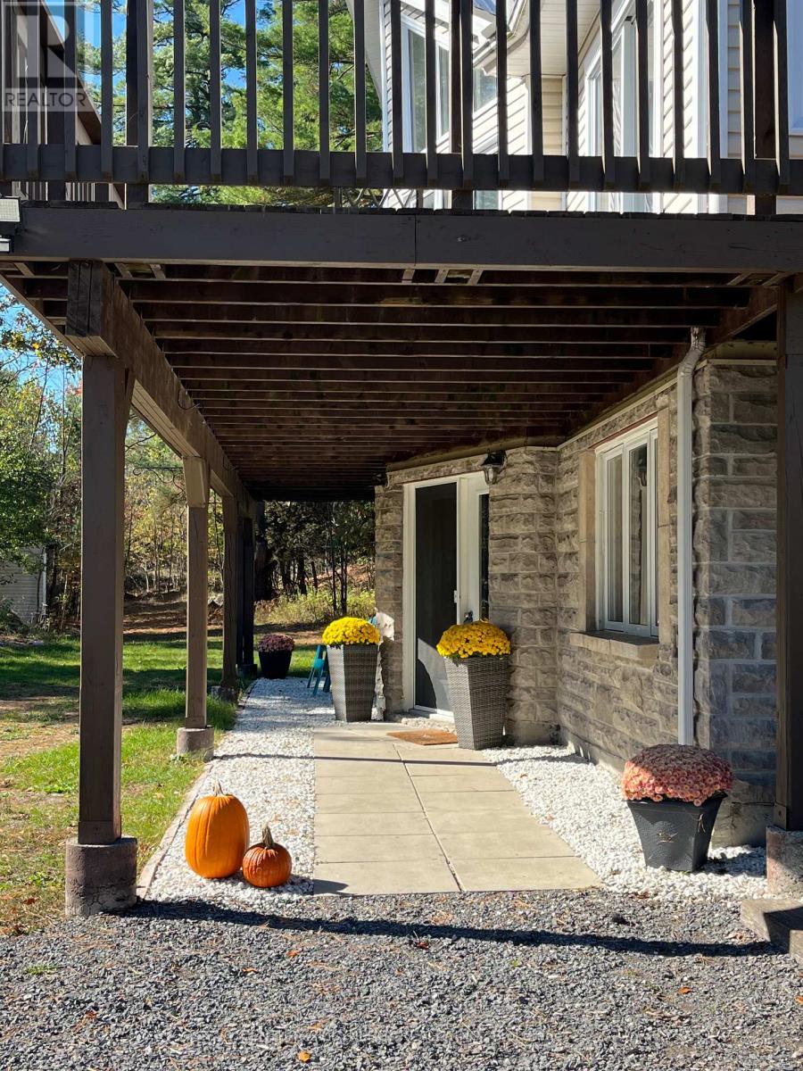 756 Bellamy Mills Road, Mississippi Mills, Ontario  K0A 1A0 - Photo 3 - X12498876