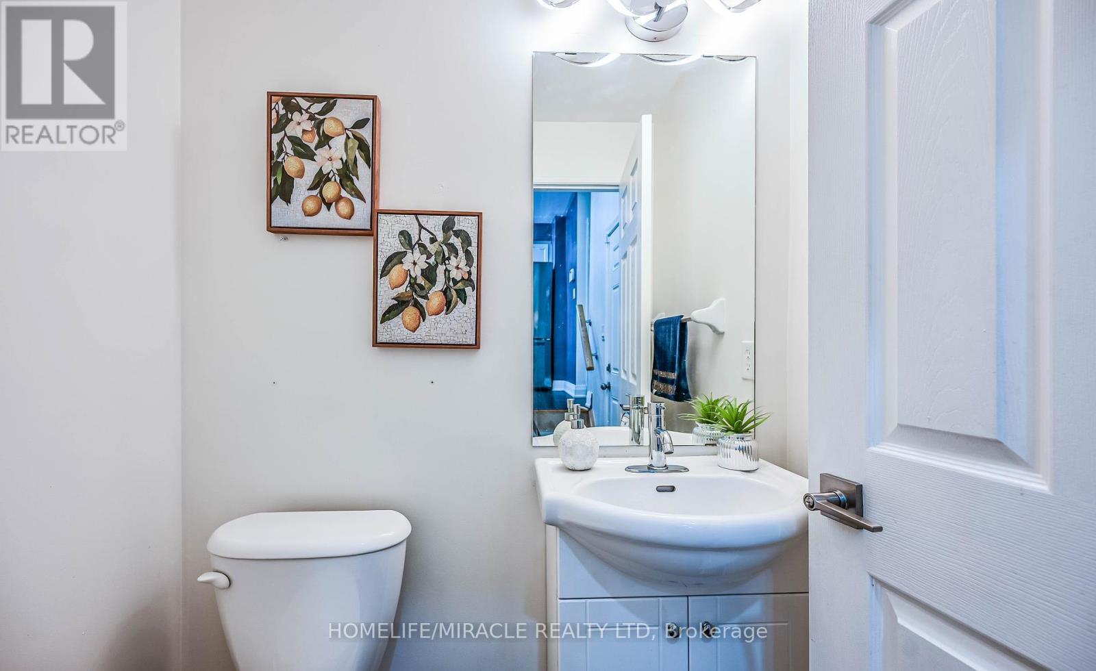 39 Newport Crescent, Hamilton (Crerar), Ontario  L9A 0B2 - Photo 11 - X12498700