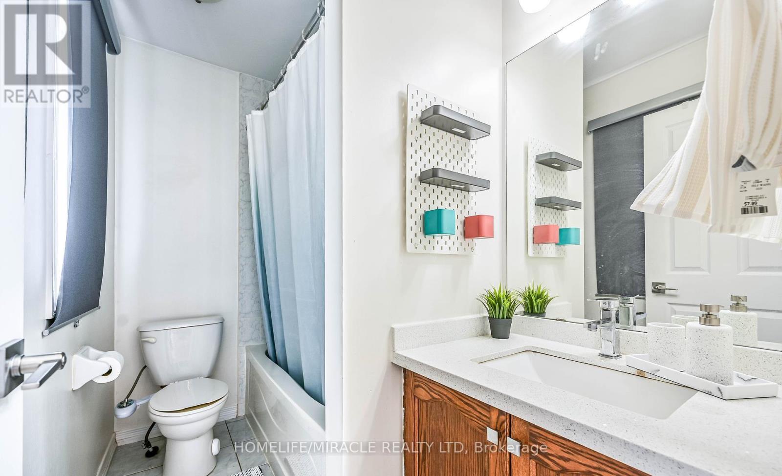 39 Newport Crescent, Hamilton (Crerar), Ontario  L9A 0B2 - Photo 16 - X12498700