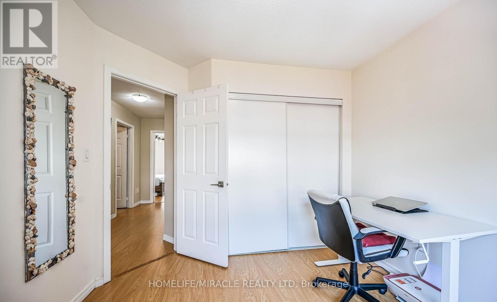 39 Newport Crescent, Hamilton (Crerar), Ontario  L9A 0B2 - Photo 20 - X12498700