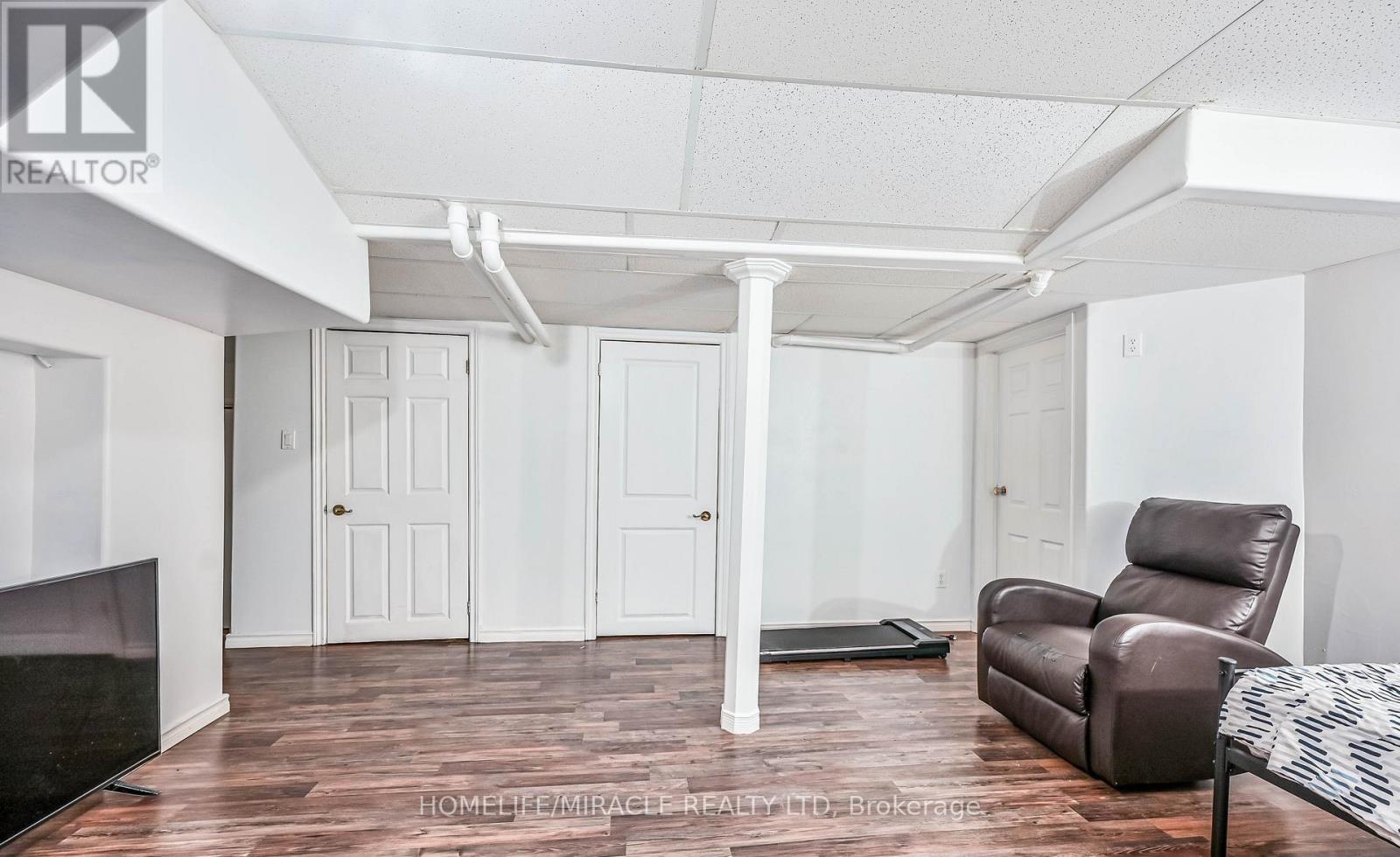 39 Newport Crescent, Hamilton (Crerar), Ontario  L9A 0B2 - Photo 25 - X12498700