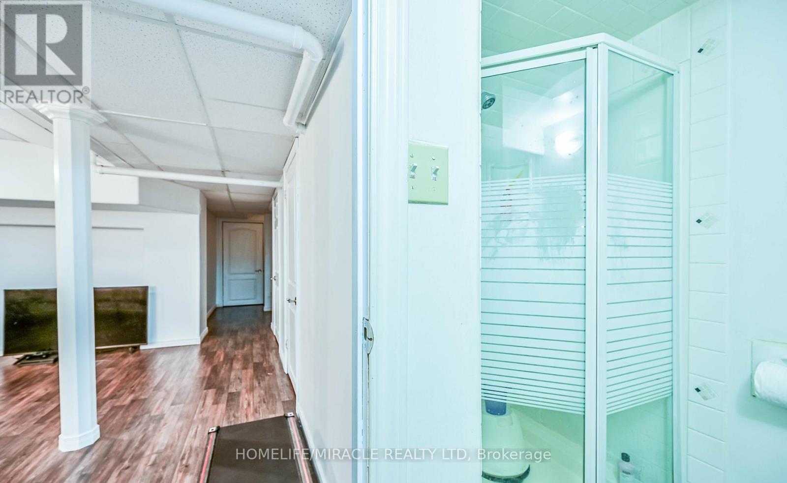 39 Newport Crescent, Hamilton (Crerar), Ontario  L9A 0B2 - Photo 28 - X12498700