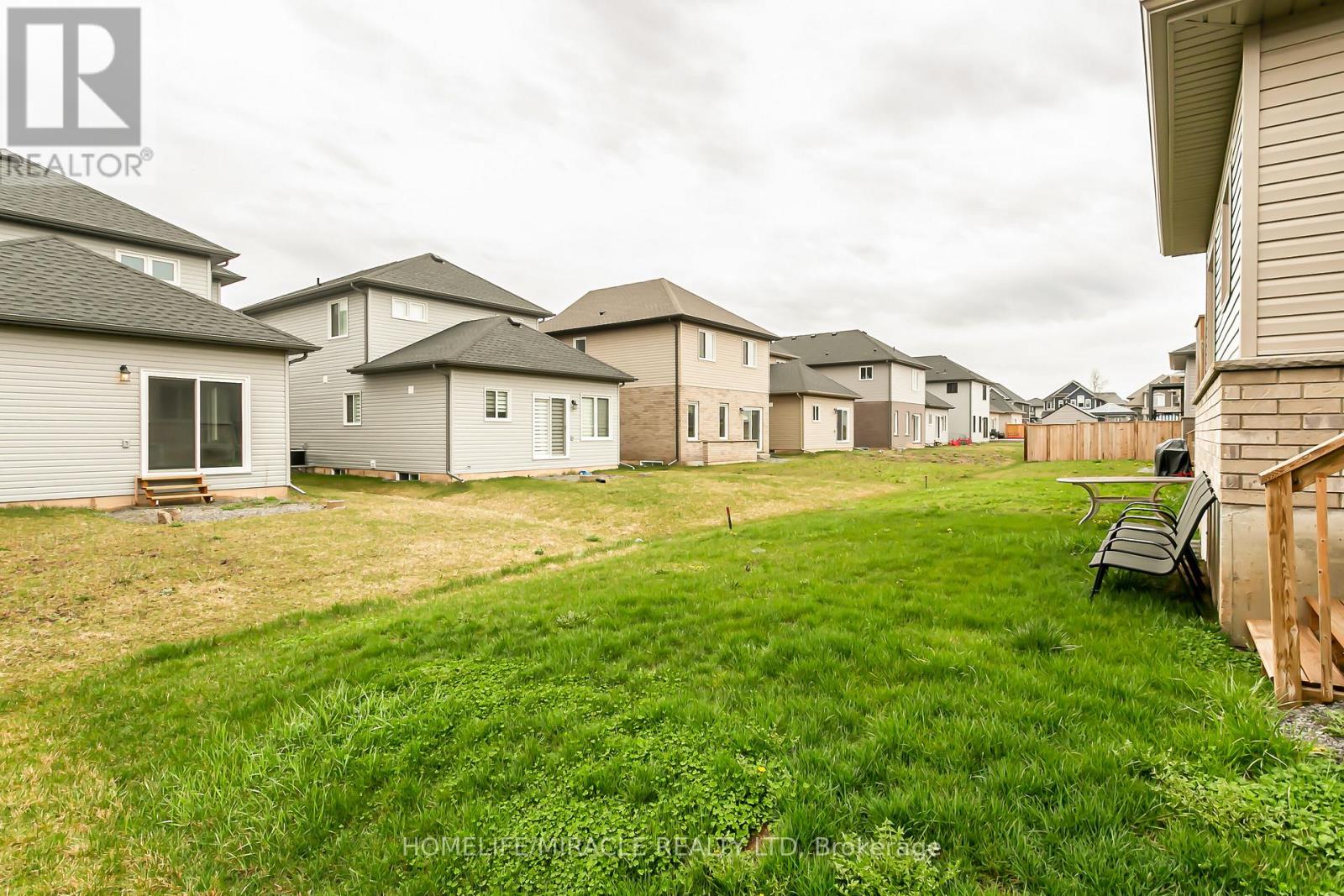 15 Tucker Street, Thorold, Ontario  L2V 0G3 - Photo 47 - X12498708