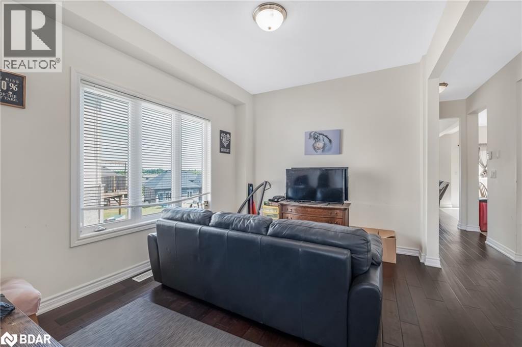 206 Isabella Drive, Orillia, Ontario  L3V 8K7 - Photo 4 - 40784883