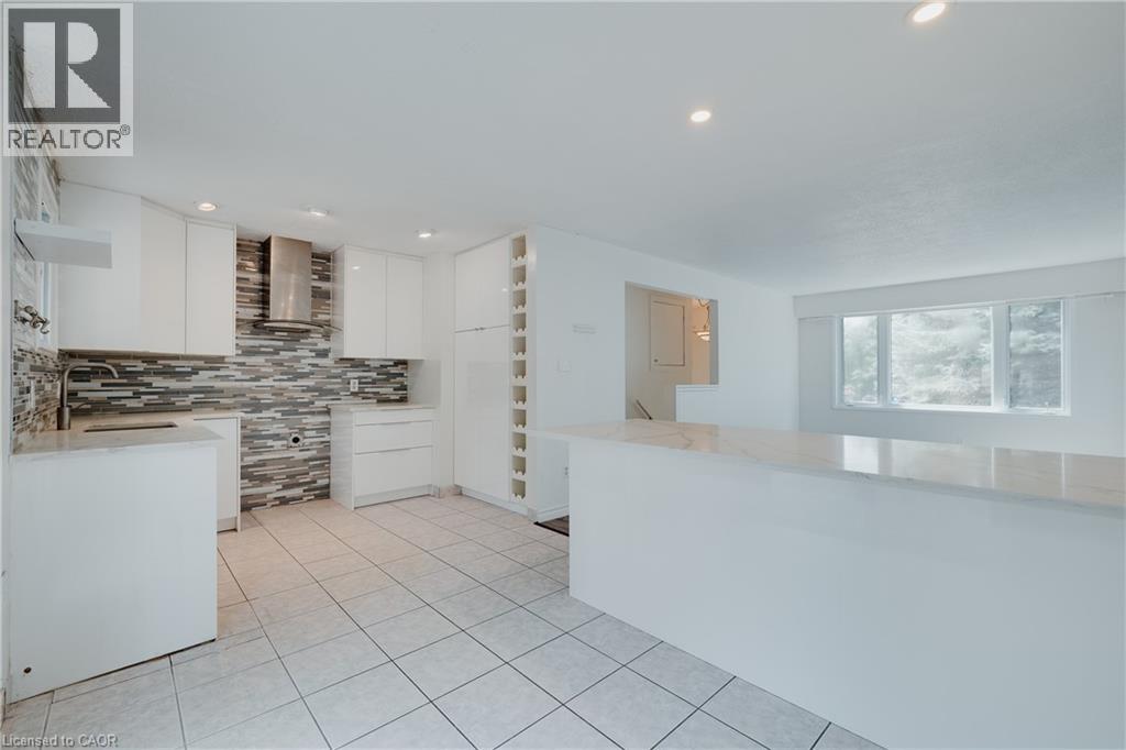 595 Pioneer Drive Unit# Upper Level, Kitchener, Ontario  N2P 1L6 - Photo 3 - 40784854