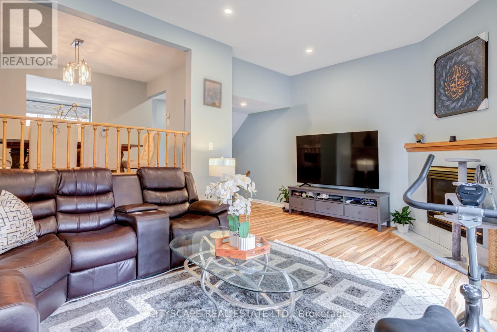 60 - 72 Stone Church Road W, Hamilton, Ontario  L9B 2H8 - Photo 16 - X12497530