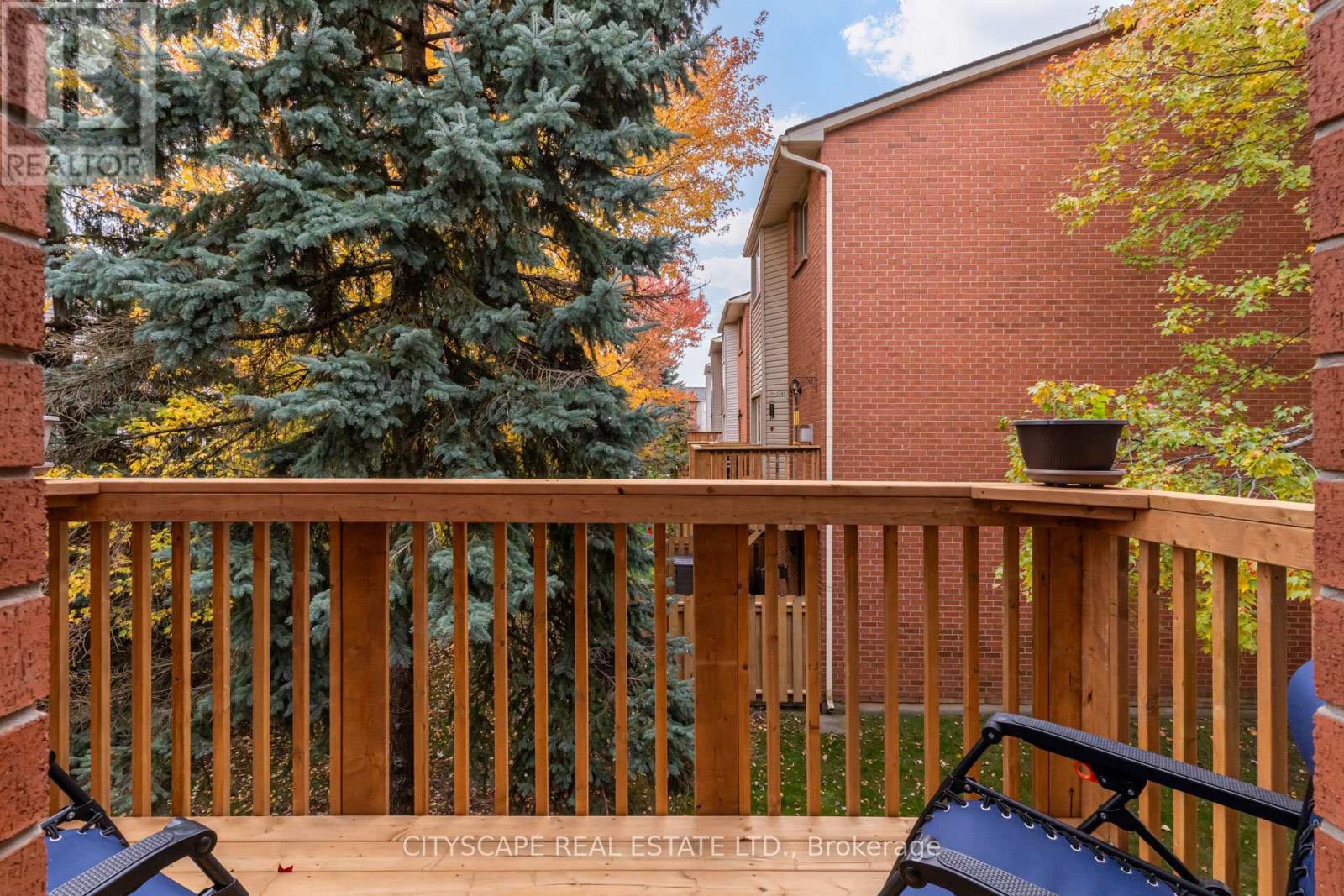 60 - 72 Stone Church Road W, Hamilton, Ontario  L9B 2H8 - Photo 26 - X12497530