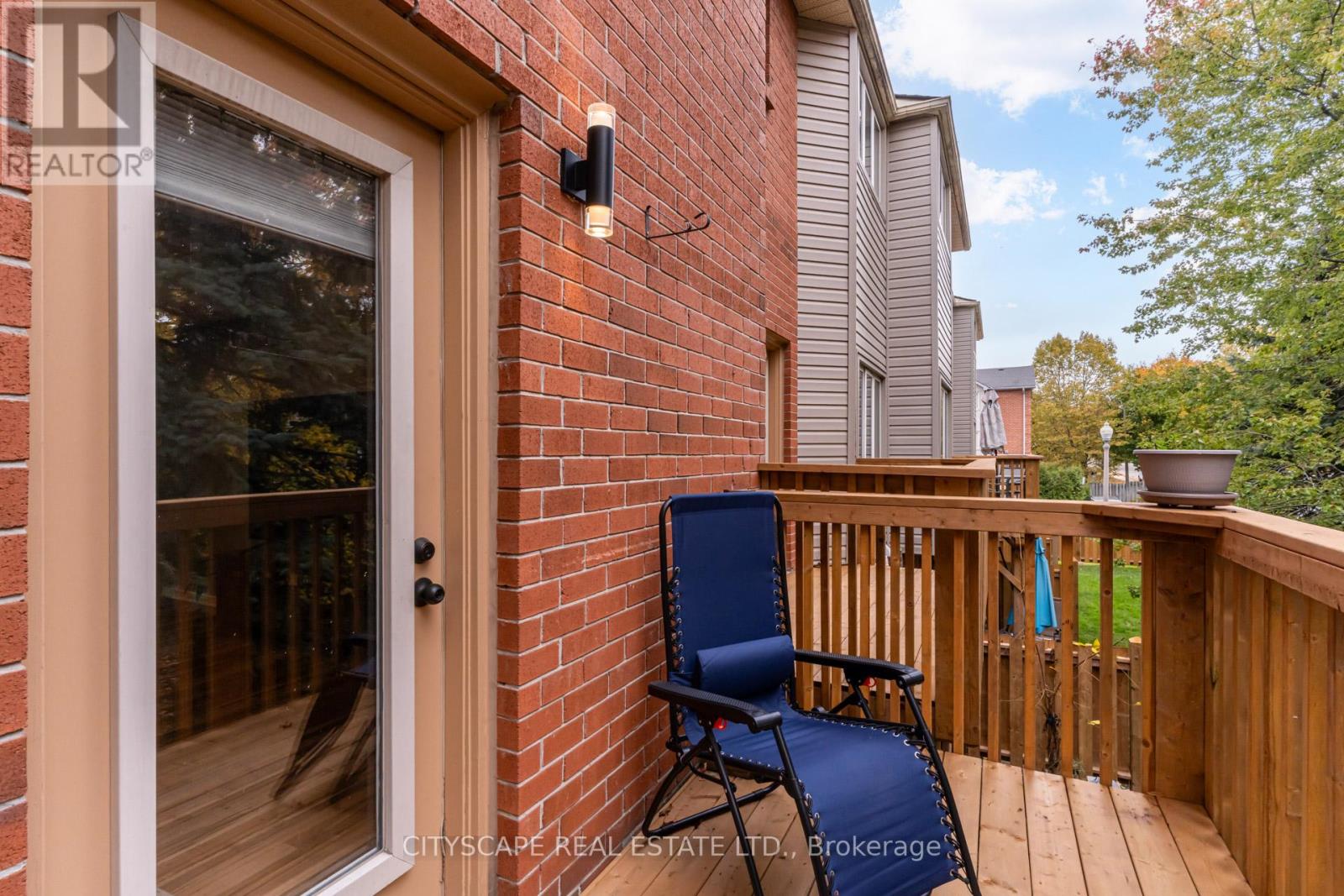 60 - 72 Stone Church Road W, Hamilton, Ontario  L9B 2H8 - Photo 28 - X12497530