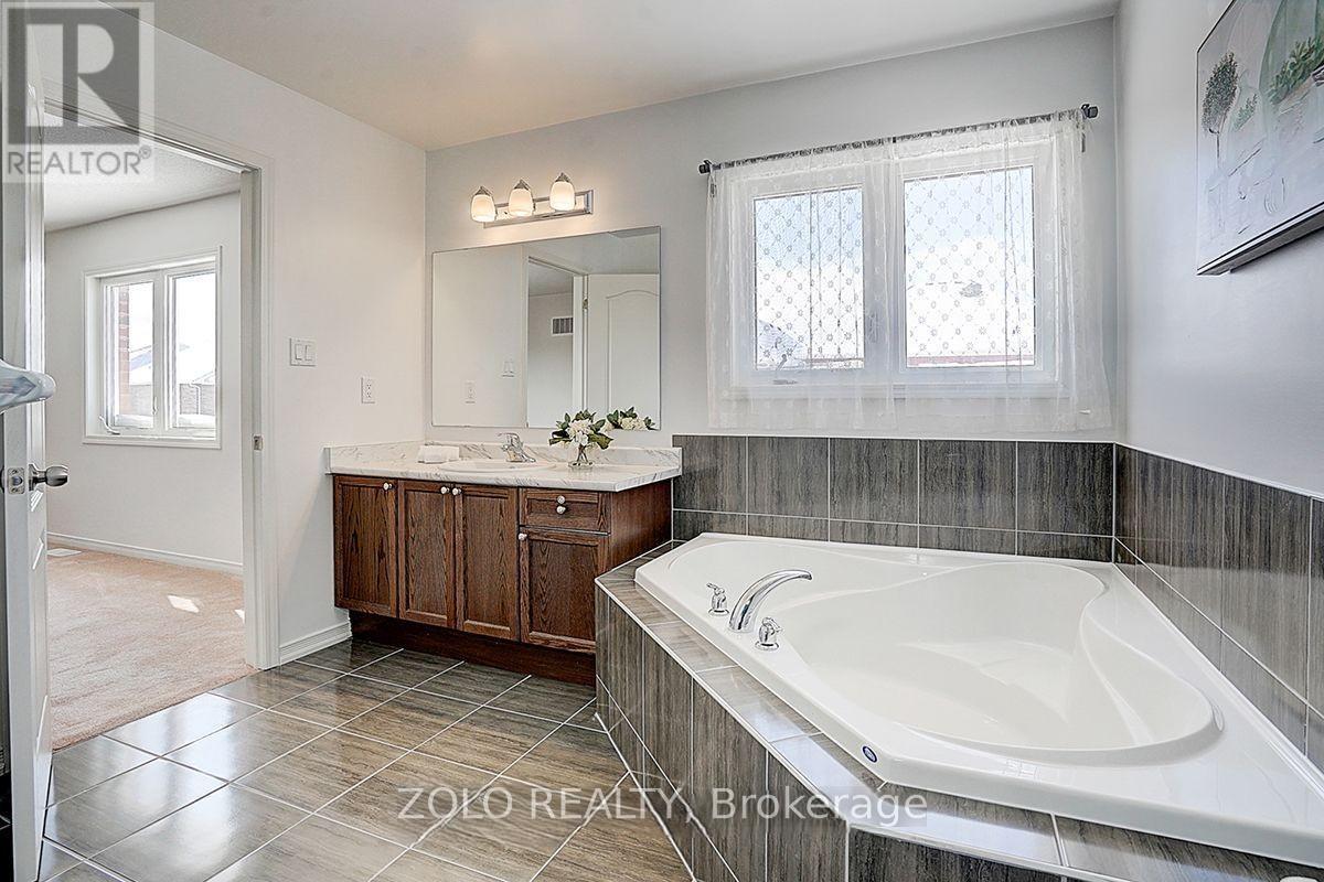 1804 William Lott Drive, Oshawa, Ontario  L1K 0X8 - Photo 31 - E12498548