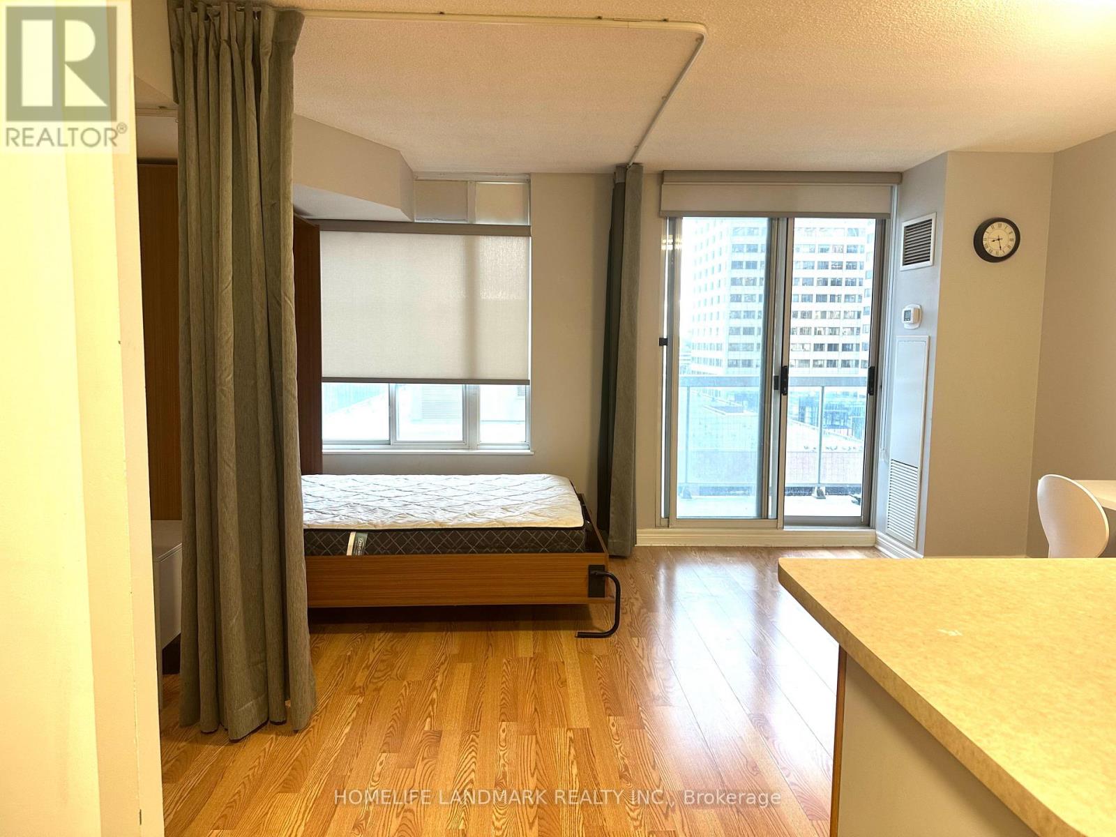 1601 - 43 Eglinton Avenue E, Toronto, Ontario  M4P 1A1 - Photo 3 - C12498764