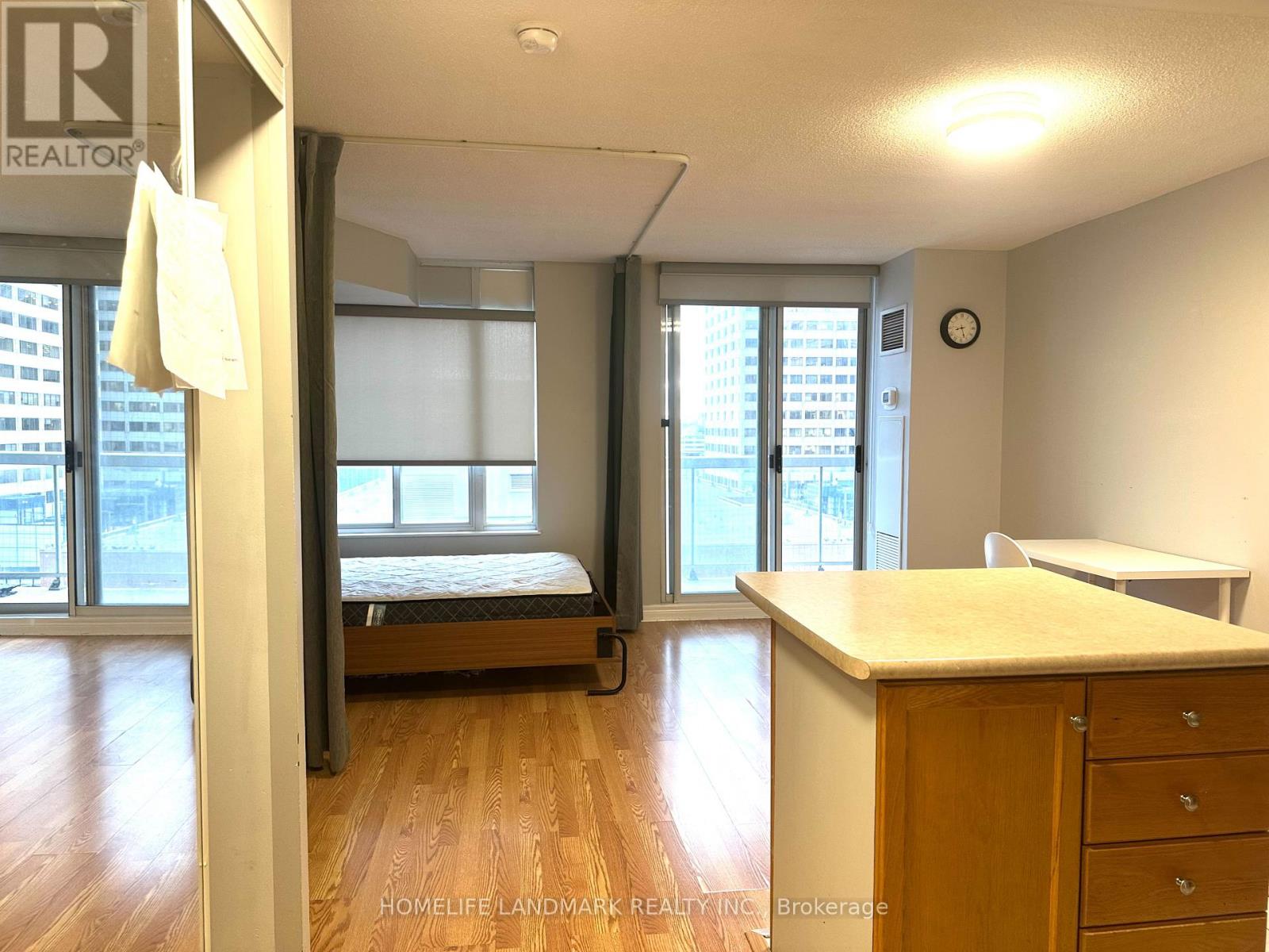 1601 - 43 Eglinton Avenue E, Toronto, Ontario  M4P 1A1 - Photo 6 - C12498764
