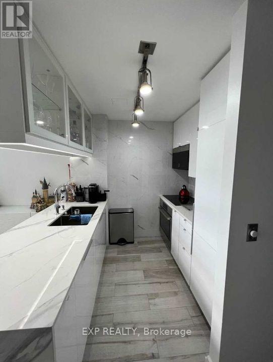 632 - 637 Lake Shore Boulevard W, Toronto, Ontario  M5V 3J6 - Photo 5 - C12498778