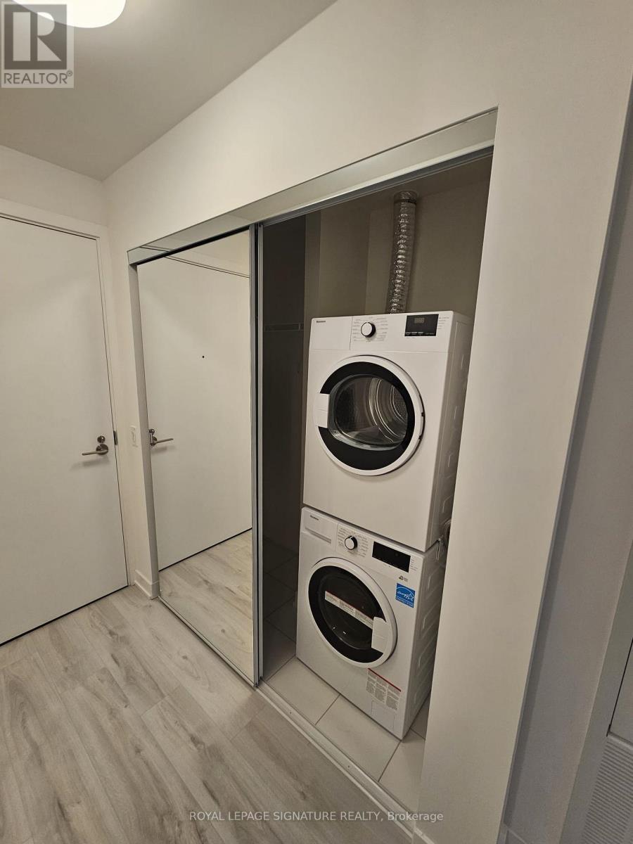 1004 - 110 Broadway Avenue, Toronto, Ontario  M4P 1V7 - Photo 4 - C12498796