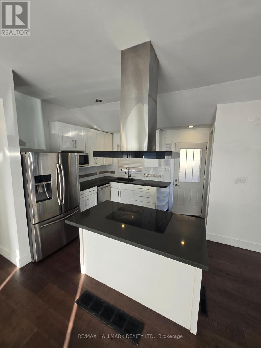 18 Deerfield Road, Toronto, Ontario  M1K 4X6 - Photo 4 - E12498800