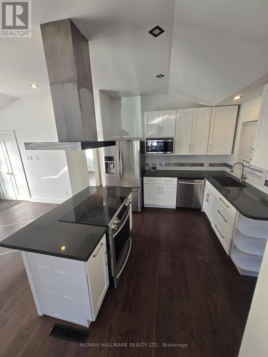 18 Deerfield Road, Toronto, Ontario  M1K 4X6 - Photo 6 - E12498800