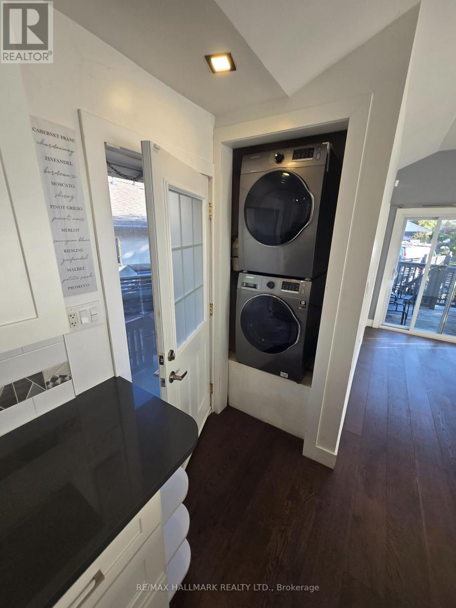 18 Deerfield Road, Toronto, Ontario  M1K 4X6 - Photo 9 - E12498800