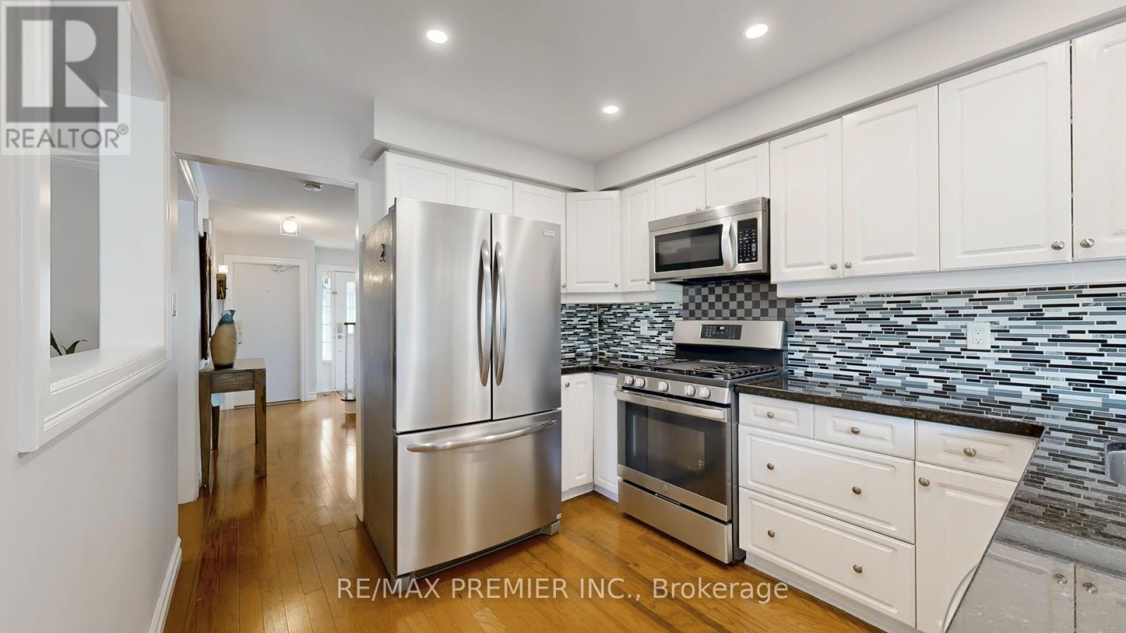 40 Stafford Crescent, Whitby, Ontario  L1N 8T6 - Photo 10 - E12498856