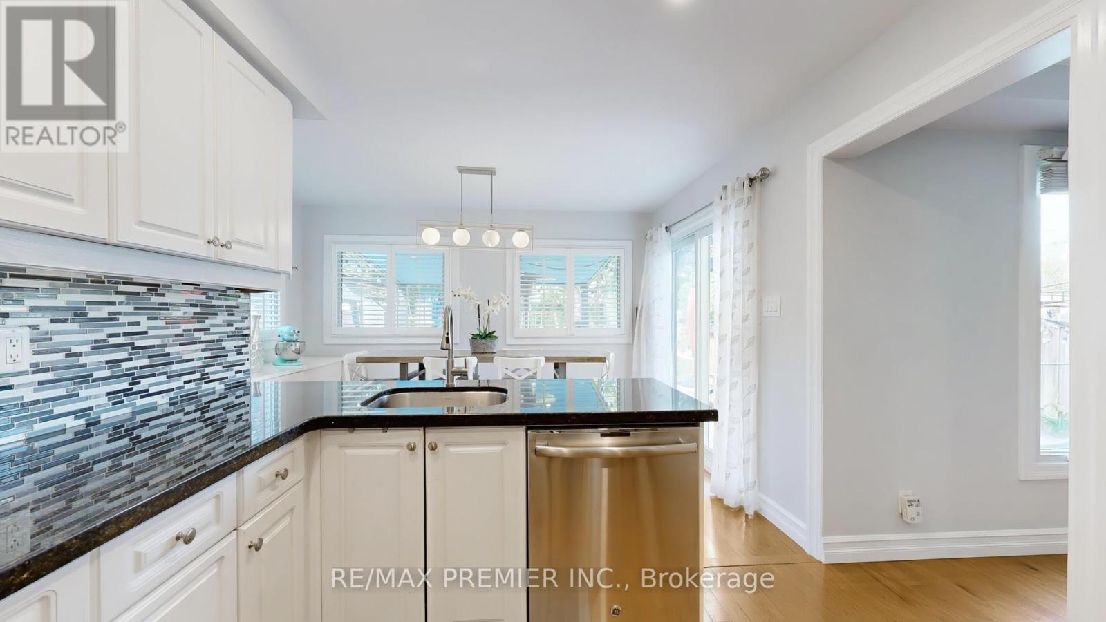 40 Stafford Crescent, Whitby, Ontario  L1N 8T6 - Photo 13 - E12498856