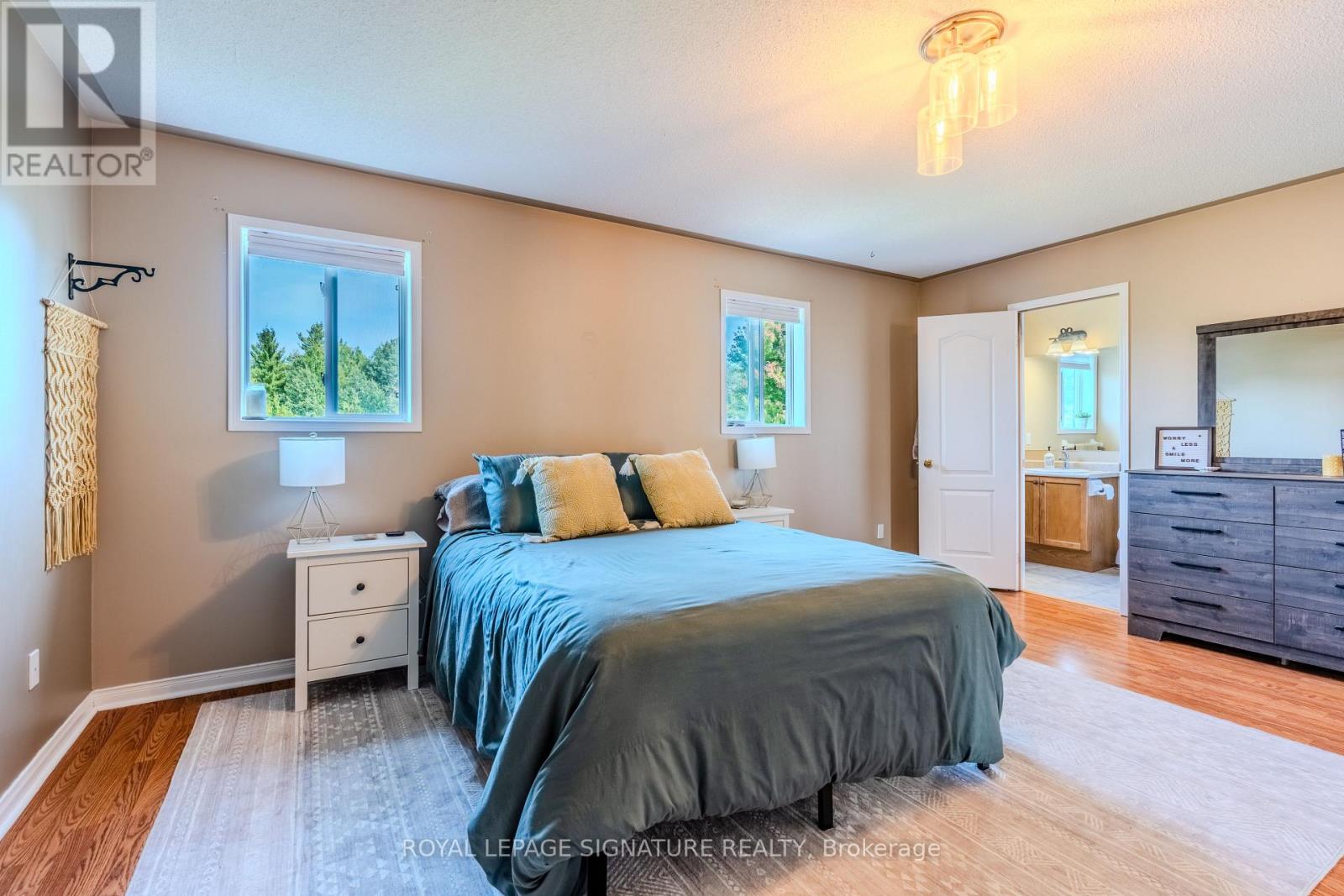 109 Maplewood Drive, Essa, Ontario  L3W 0B7 - Photo 16 - N12498784