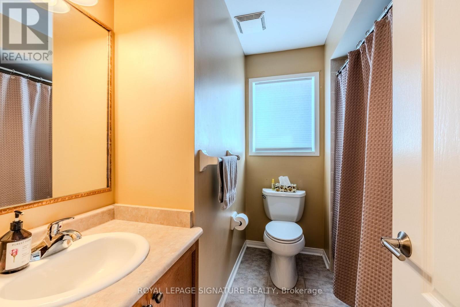 109 Maplewood Drive, Essa, Ontario  L3W 0B7 - Photo 24 - N12498784