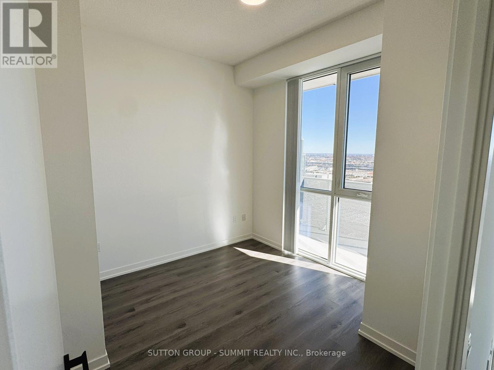 4608 - 28 Interchange Way, Vaughan, Ontario  L4K 0P8 - Photo 8 - N12498794