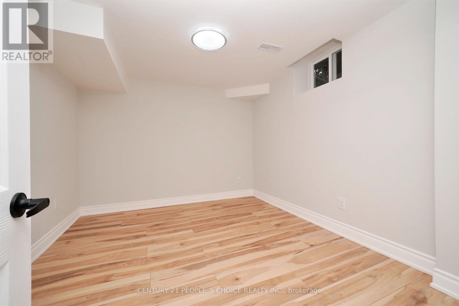 Bsmt - 35 Hewlett Crescent, Markham, Ontario  L3P 7J9 - Photo 17 - N12498816