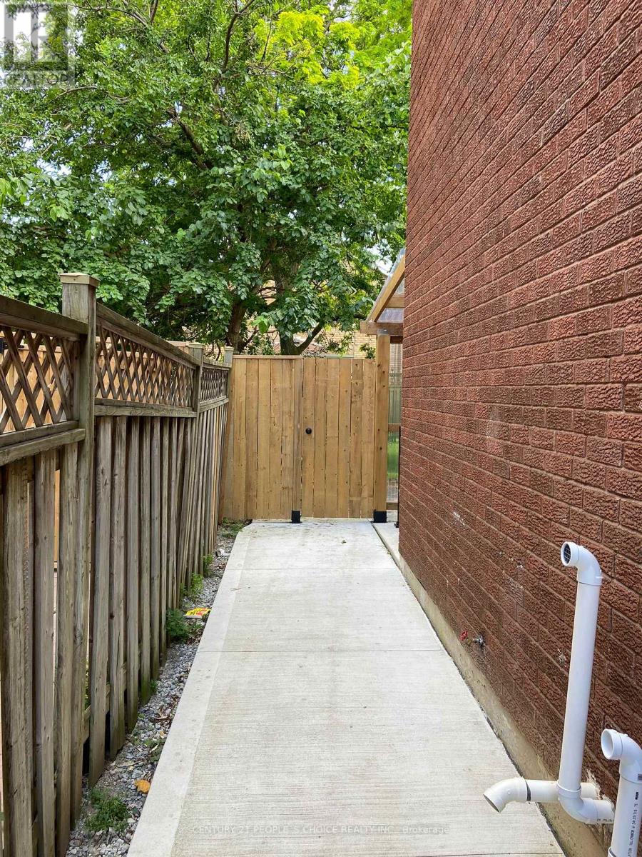 Bsmt - 35 Hewlett Crescent, Markham, Ontario  L3P 7J9 - Photo 21 - N12498816