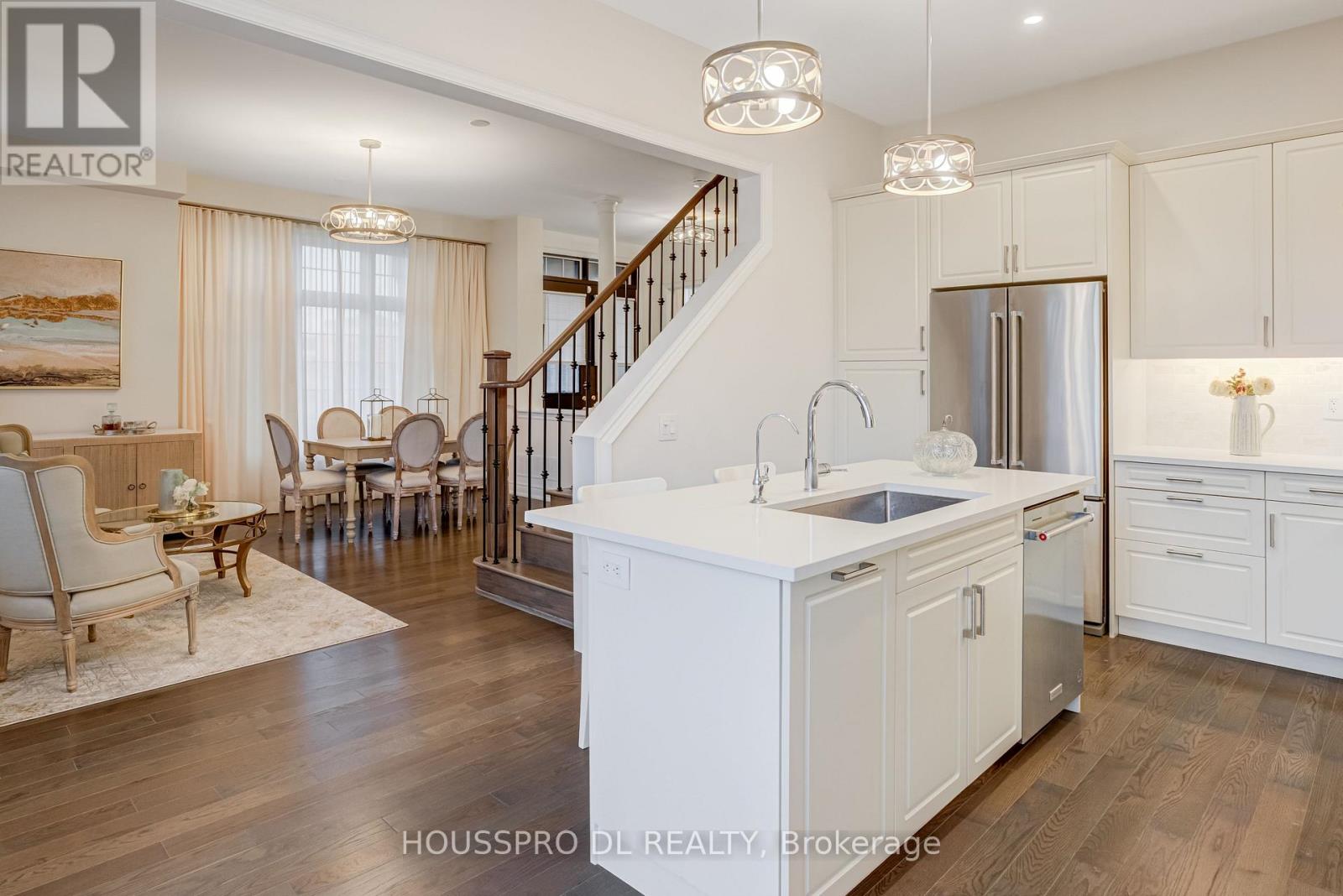 136 Carriage Shop Bend, East Gwillimbury, Ontario  L9N 0Y3 - Photo 20 - N12498858