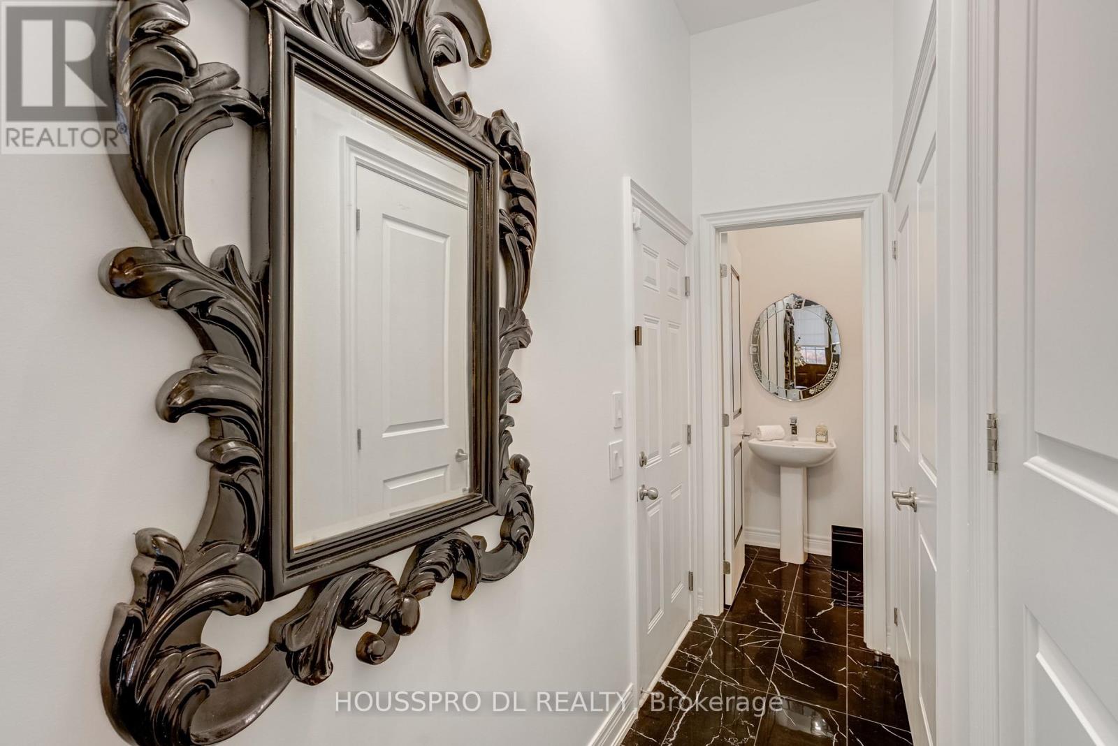 136 Carriage Shop Bend, East Gwillimbury, Ontario  L9N 0Y3 - Photo 26 - N12498858