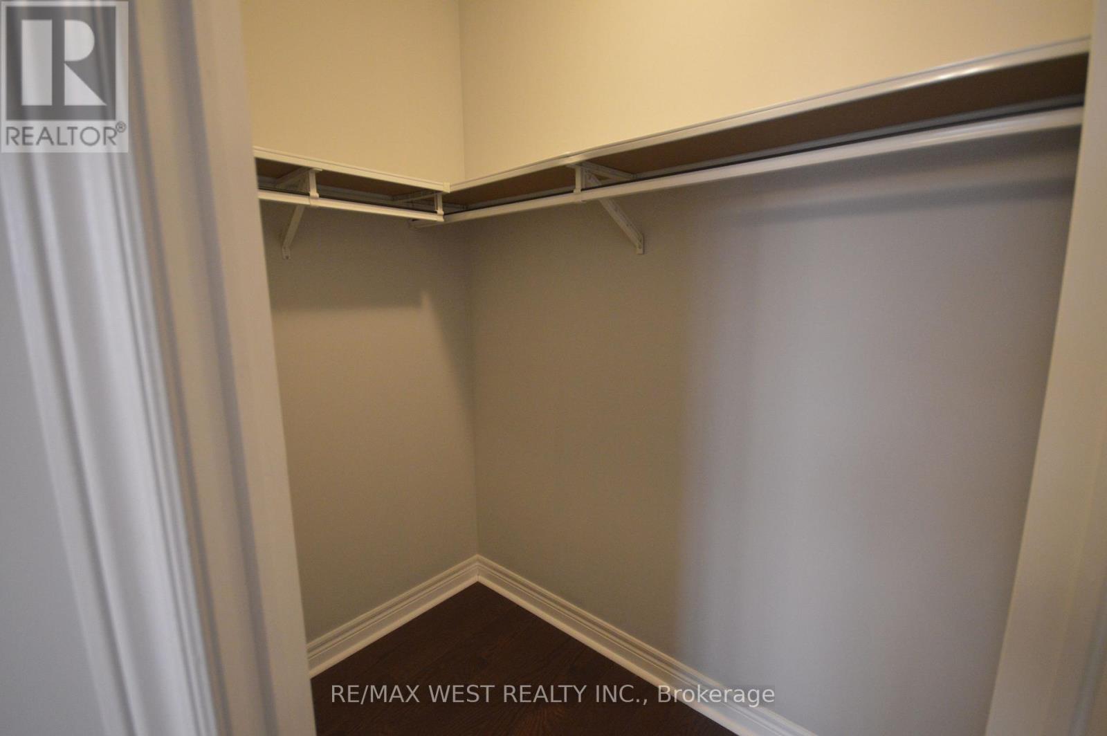 3 Earnshaw Drive, Markham, Ontario  L6C 0E5 - Photo 17 - N12498866