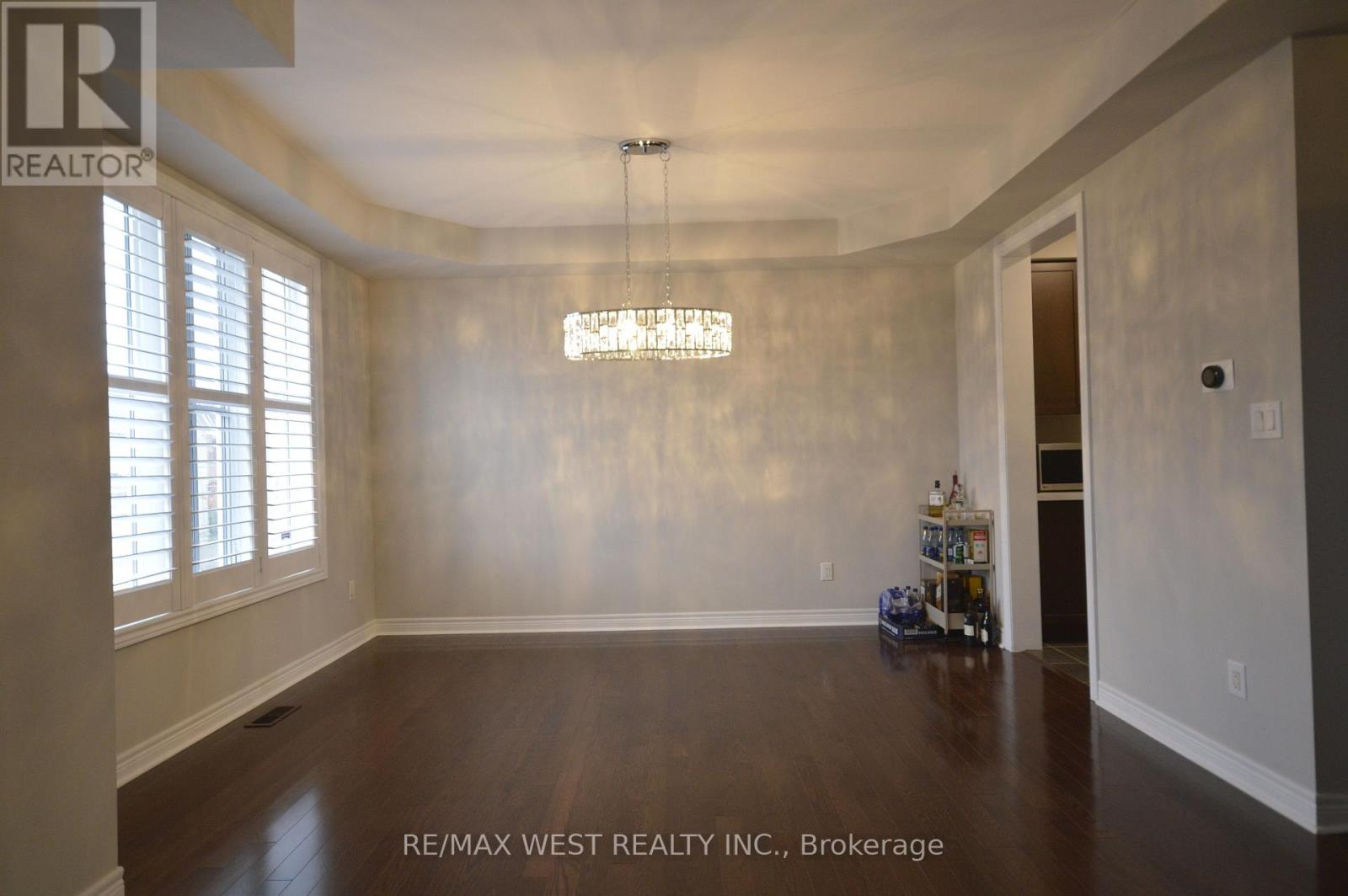 3 Earnshaw Drive, Markham, Ontario  L6C 0E5 - Photo 5 - N12498866