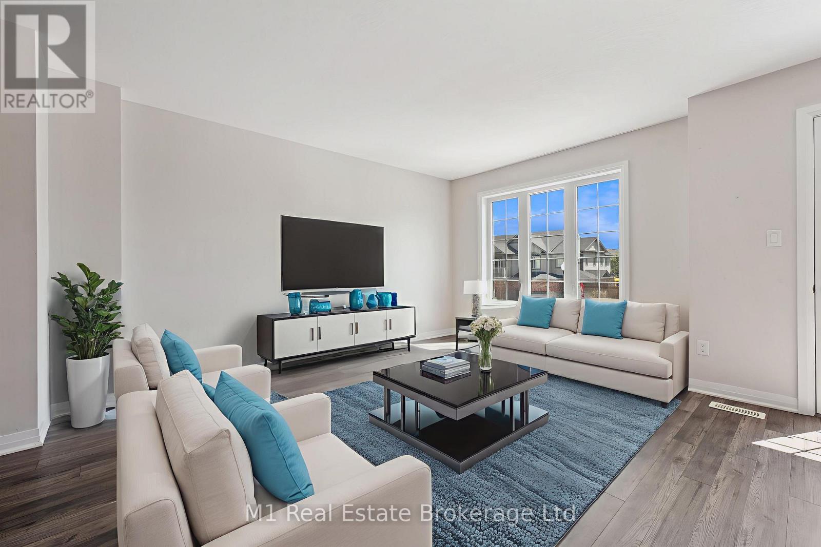 13 Meadowridge Street, Kitchener, Ontario  N2P 0H2 - Photo 14 - X12367777