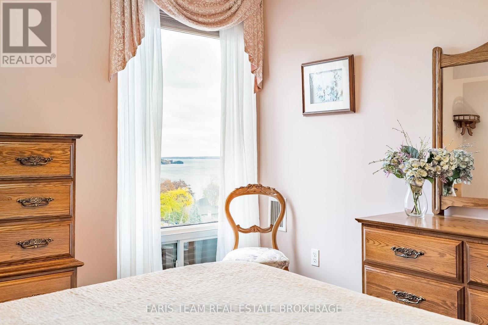 707 - 181 Collier Street, Barrie (North Shore), Ontario  L4M 5L6 - Photo 23 - S12498770