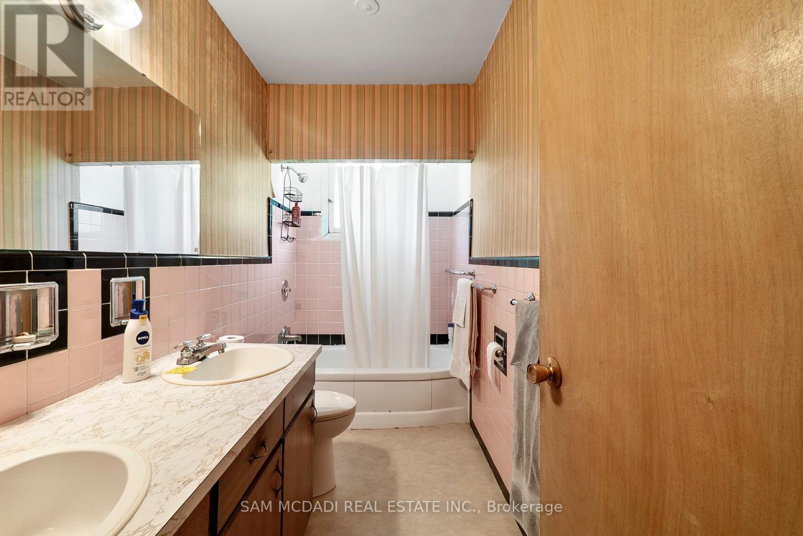 1491 Woodeden Drive, Mississauga (Lorne Park), Ontario  L5H 2V1 - Photo 14 - W12498752