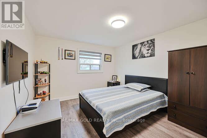 105 Skegby Road, Brampton, Ontario  L6V 2T8 - Photo 11 - W12498756