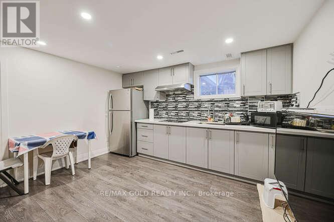 105 Skegby Road, Brampton, Ontario  L6V 2T8 - Photo 24 - W12498756