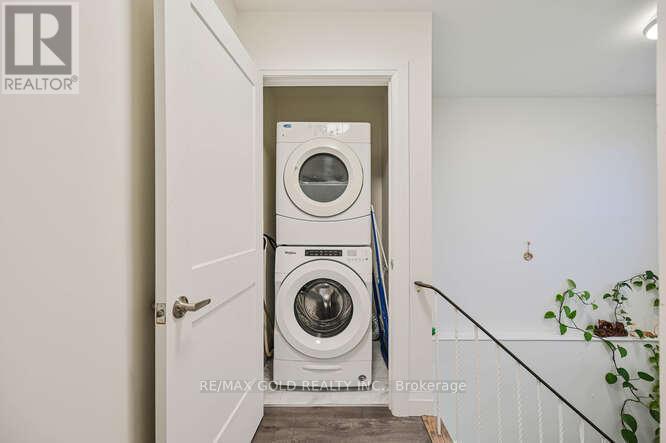 105 Skegby Road, Brampton, Ontario  L6V 2T8 - Photo 6 - W12498756